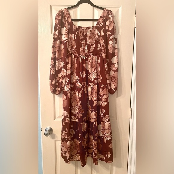 Chic Floral Long Sleeve Dress - Picture 1 of 5